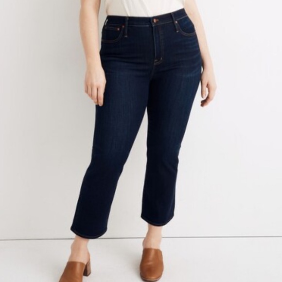 Madewell Jeans Womens 28P Curvy Cali Demi-Boot Larkspur Wash Tencel Denim Petite - Picture 1 of 11